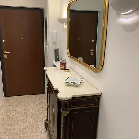 Winny's Apartment *